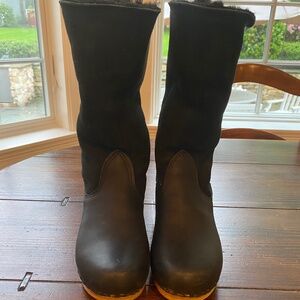 No6 Shearling Clog Boots